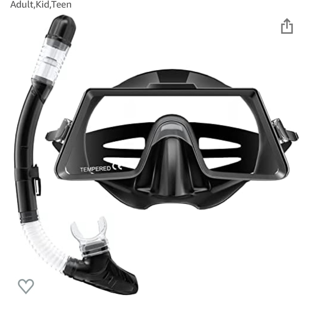 BRAND NEW snorkeling goggles with breathing tube